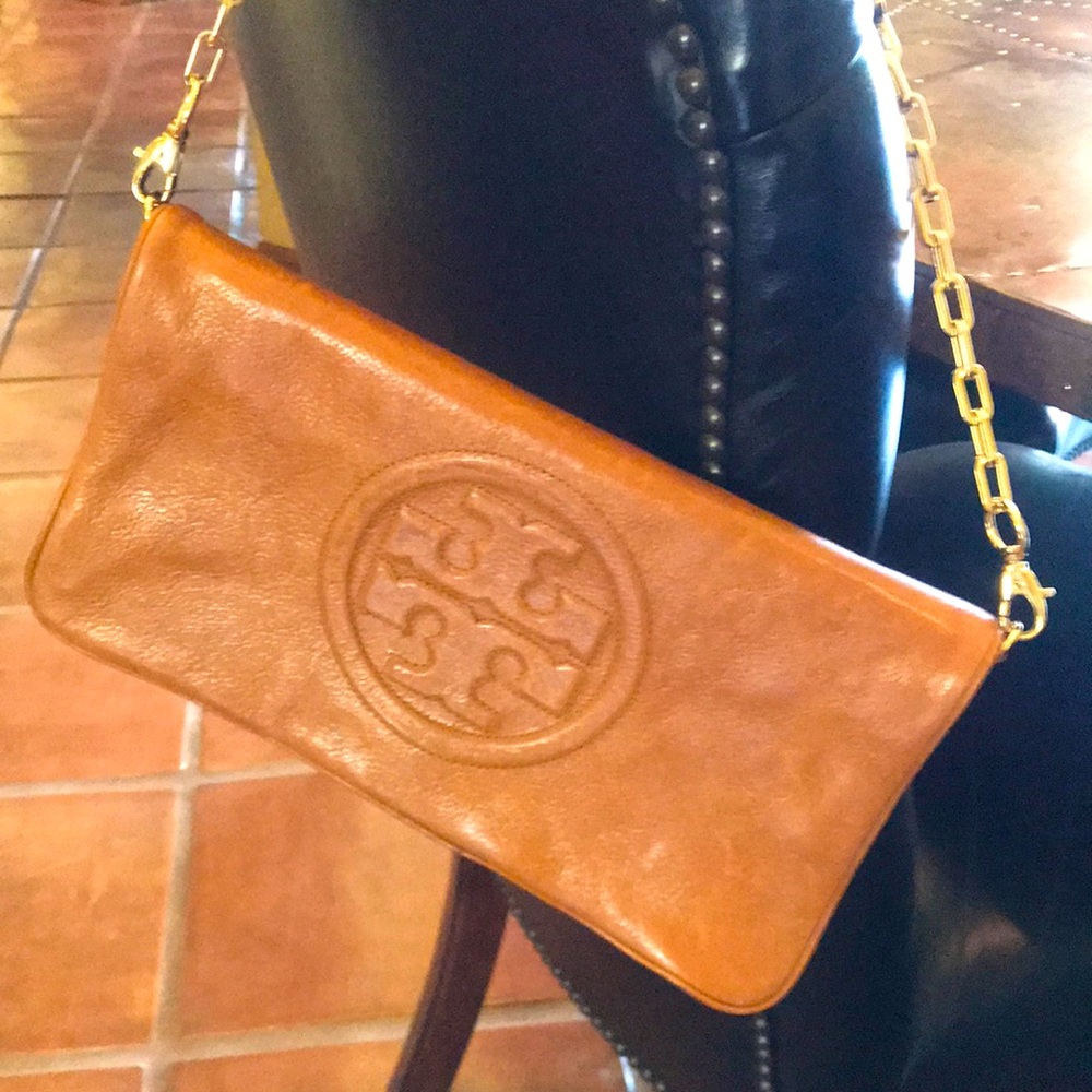 Tory Burch clutch and/or shoulder bag!